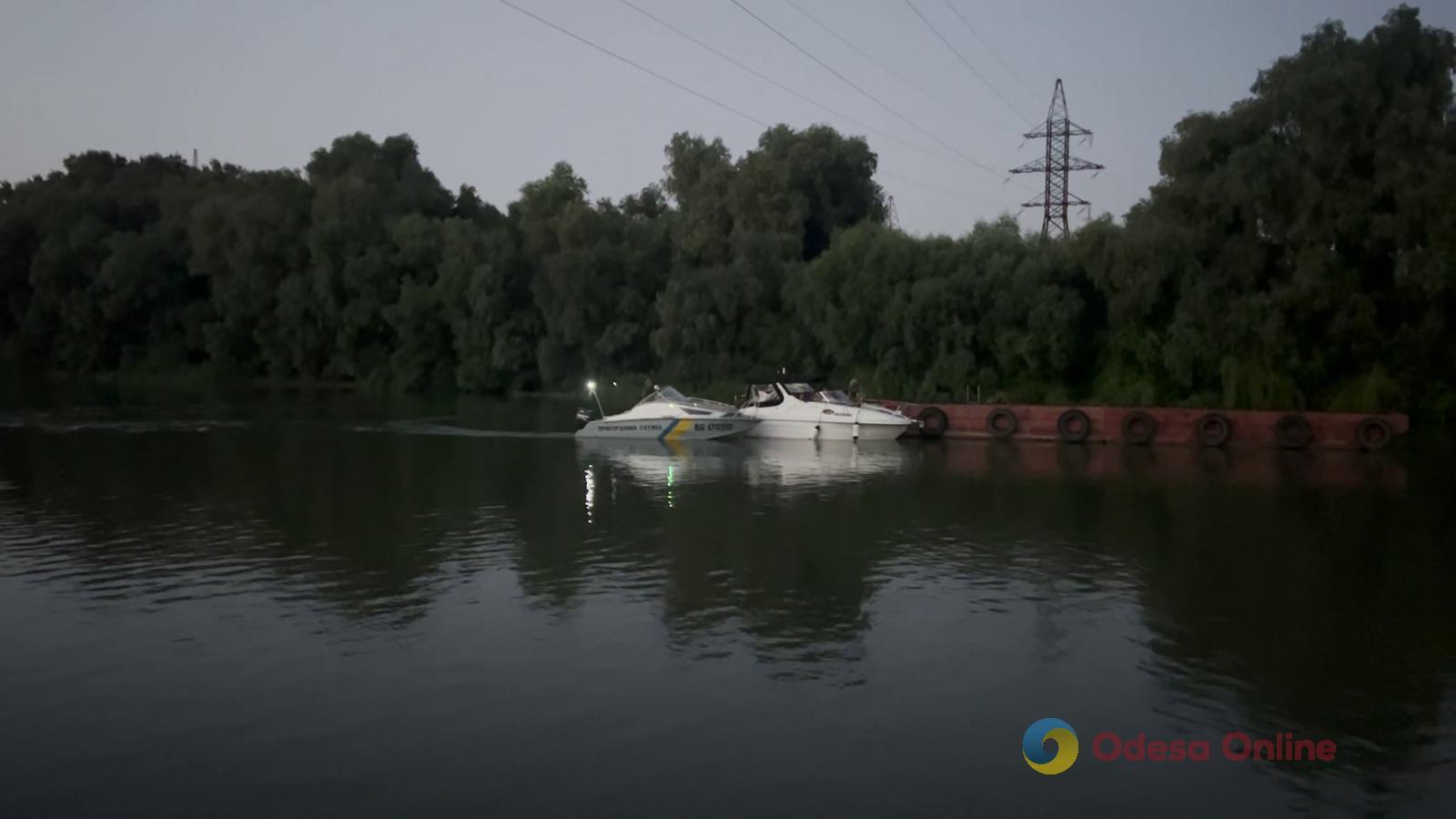 Заблудились на водной прогулке: 7 граждан Румынии незаконно пересекли границу с Украиной
