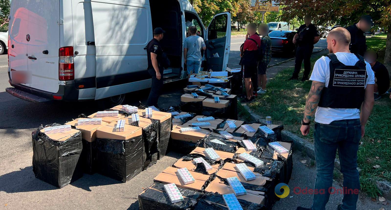 В Одесской области задержали партию контрабандных сигарет на два миллионы гривен