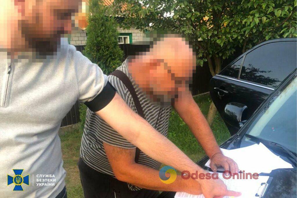СБУ затримала в Одесі військового чиновника, який викрав з бюджету мільйон гривень