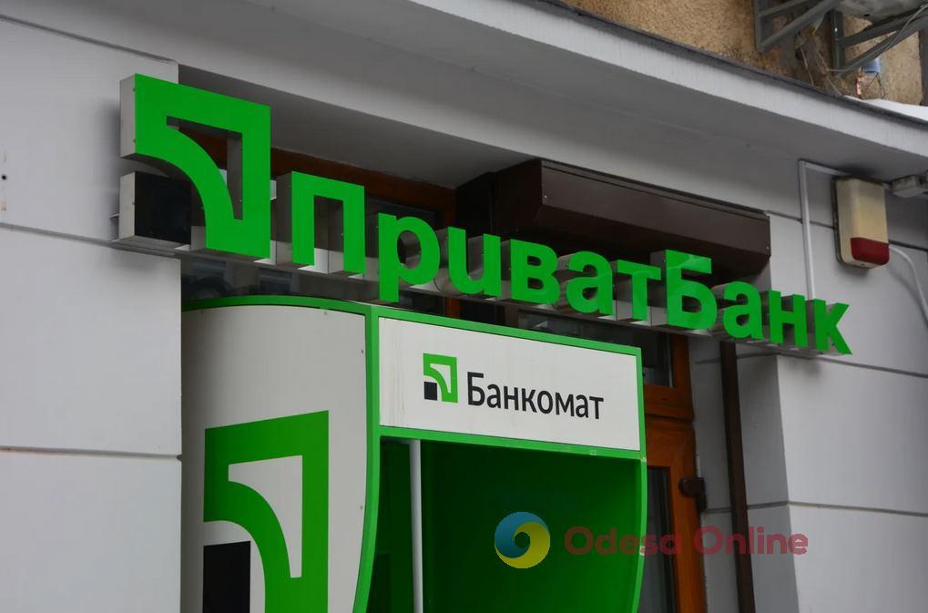 В Украине временно не будут работать терминалы и банкоматы Приватбанка