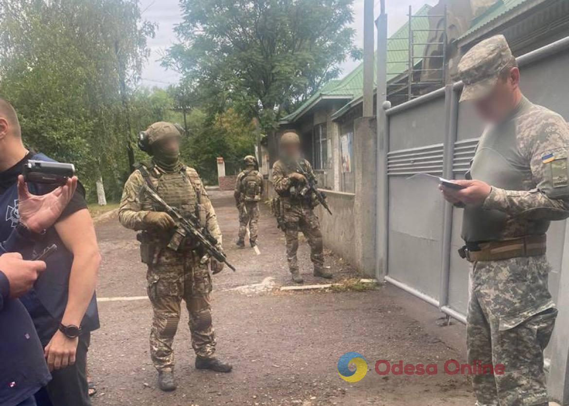 В Украине разоблачили масштабную схема уклонения от призыва: обыски проходят в военкоматах Одесской области и еще девяти регионов