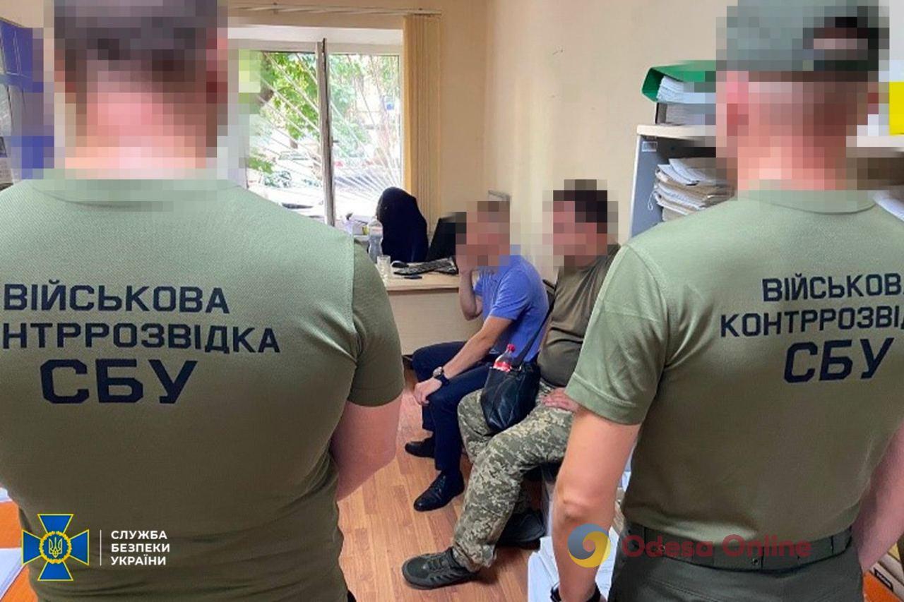 На Одещині затримали військового бухгалтера, який привласнив понад 10 мільйонів гривень із зарплатного фонду морпіхів