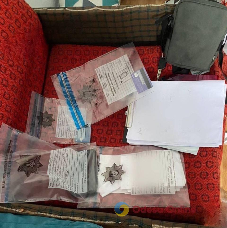 Правоохранители задержали мошенника, который собирал деньги с помощью фейкового Telegram-канала «Николаевского Ванька»