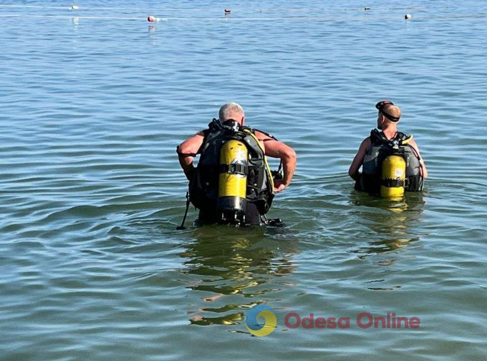В поисках мины: одесские спасатели завершили поисковые работы на пляже Ланжерон