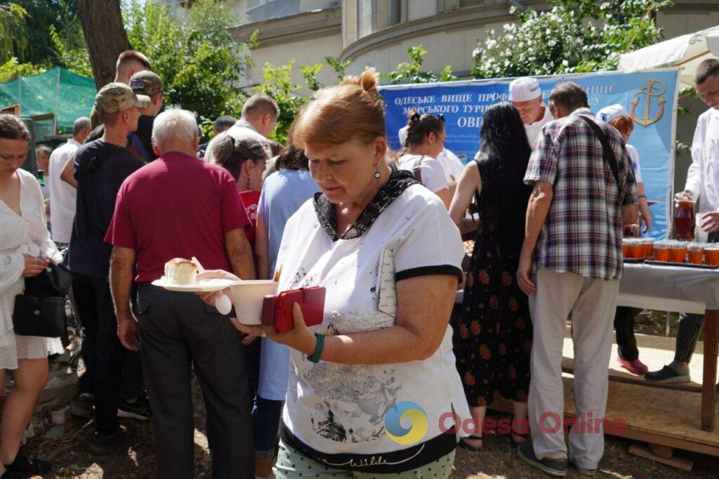В Одеській національній науковій бібліотеці пройшло «борщове свято» (фоторепортаж)