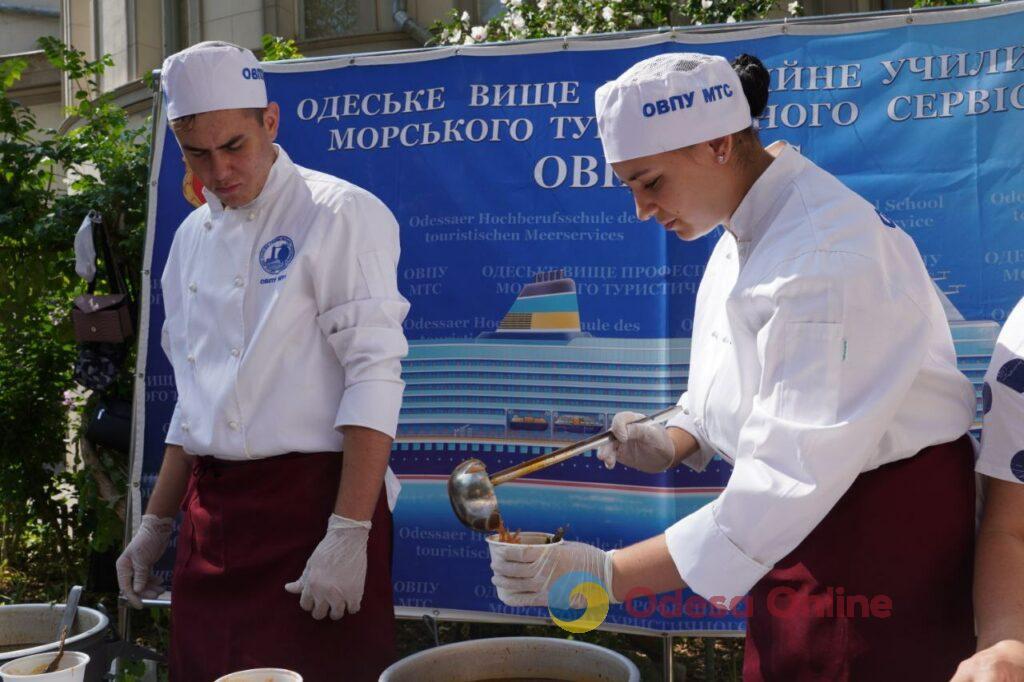 В Одеській національній науковій бібліотеці пройшло «борщове свято» (фоторепортаж)