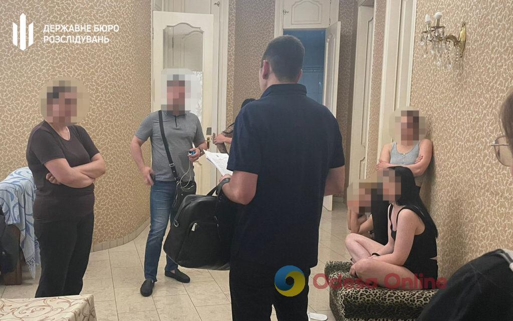 Одесский полицейский организовал сеть борделей для иностранцев в центре города
