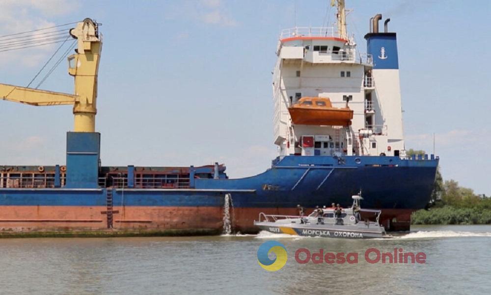 З портів Одещини тимчасовим коридором успішно пройшло 7 суден