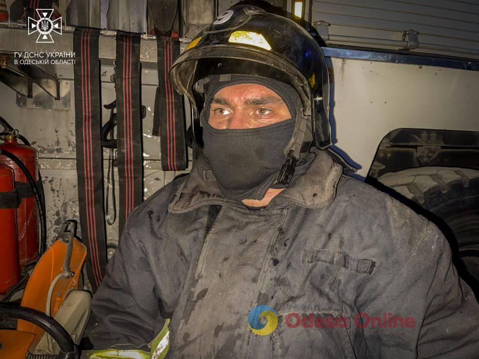 Одесса: на Черемушках произошел смертельный пожар в квартире пятиэтажки (фото, видео)