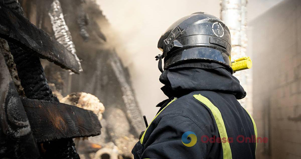 У Білгороді-Дністровському гасили пожежу