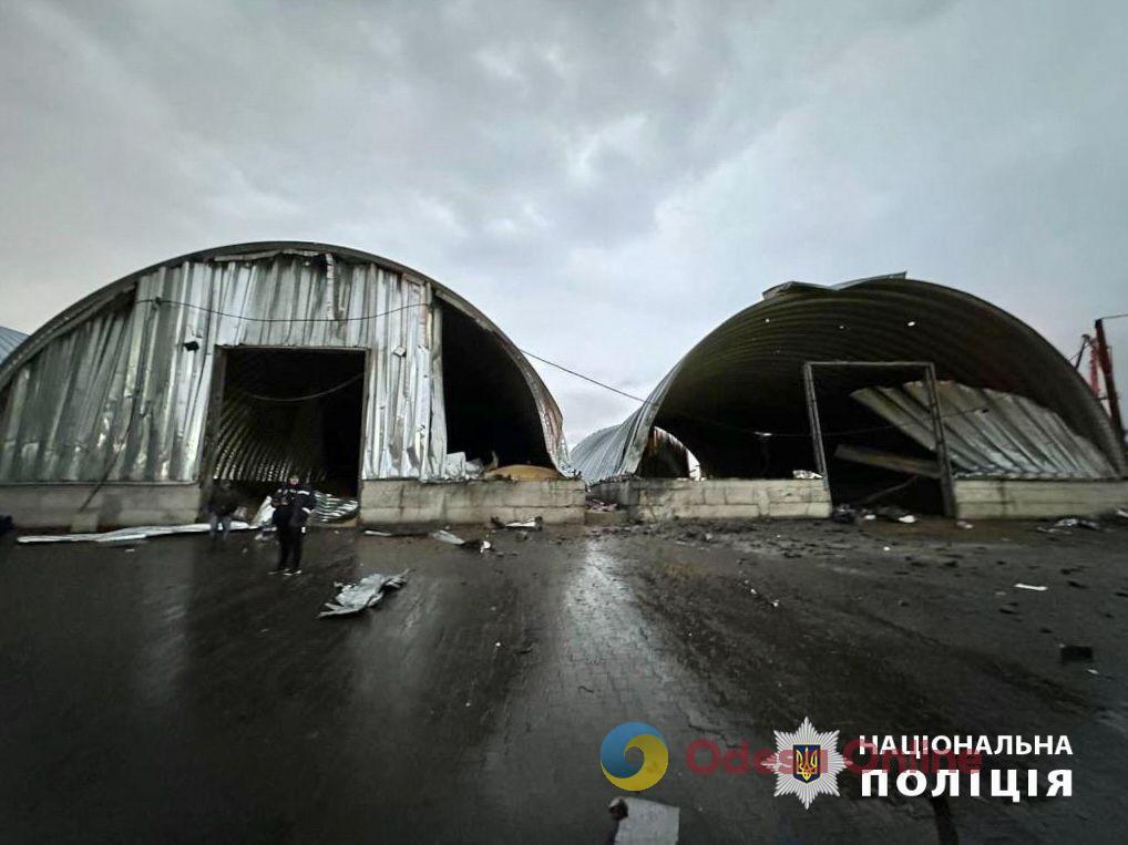 Поліцейські документують чергову ворожу атаку на Одещину (фото)