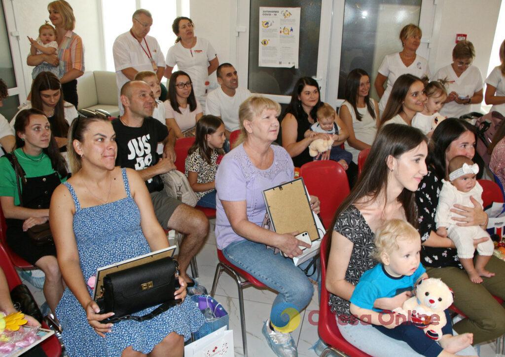 В одеському пологовому будинку №1 провели свято для батьків та дітей (фото)