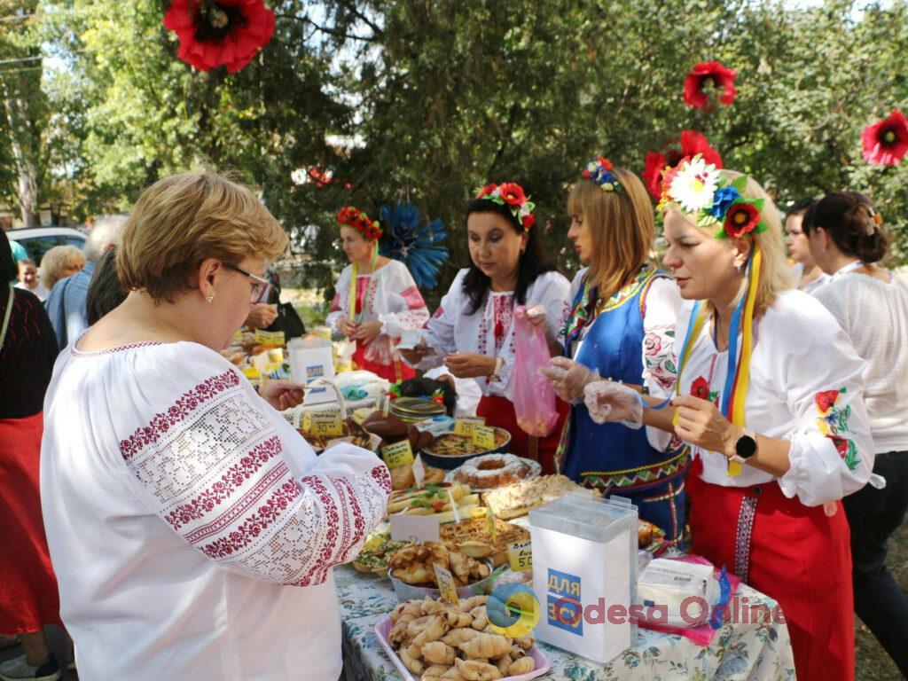 В Одесі пройшов благодійний ярмарок на підтримку ЗСУ (фото)