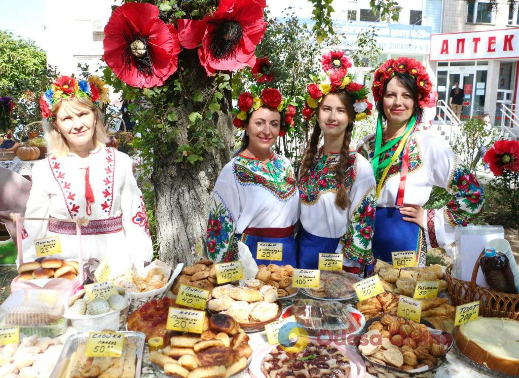 В Одессе прошла благотворительная ярмарка в поддержку ВСУ (фото)