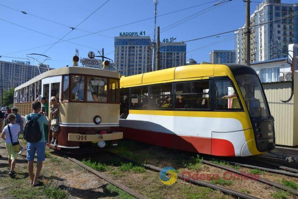 Одесситы отпраздновали день рождения городского трамвая