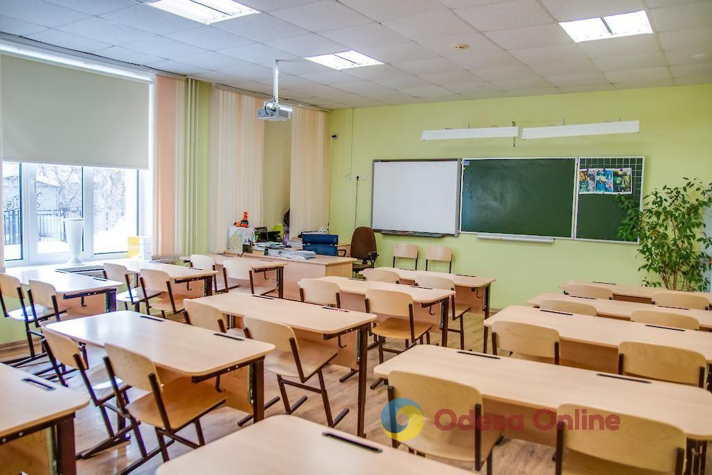В Одесской области 240 школ перенесли осенние каникулы