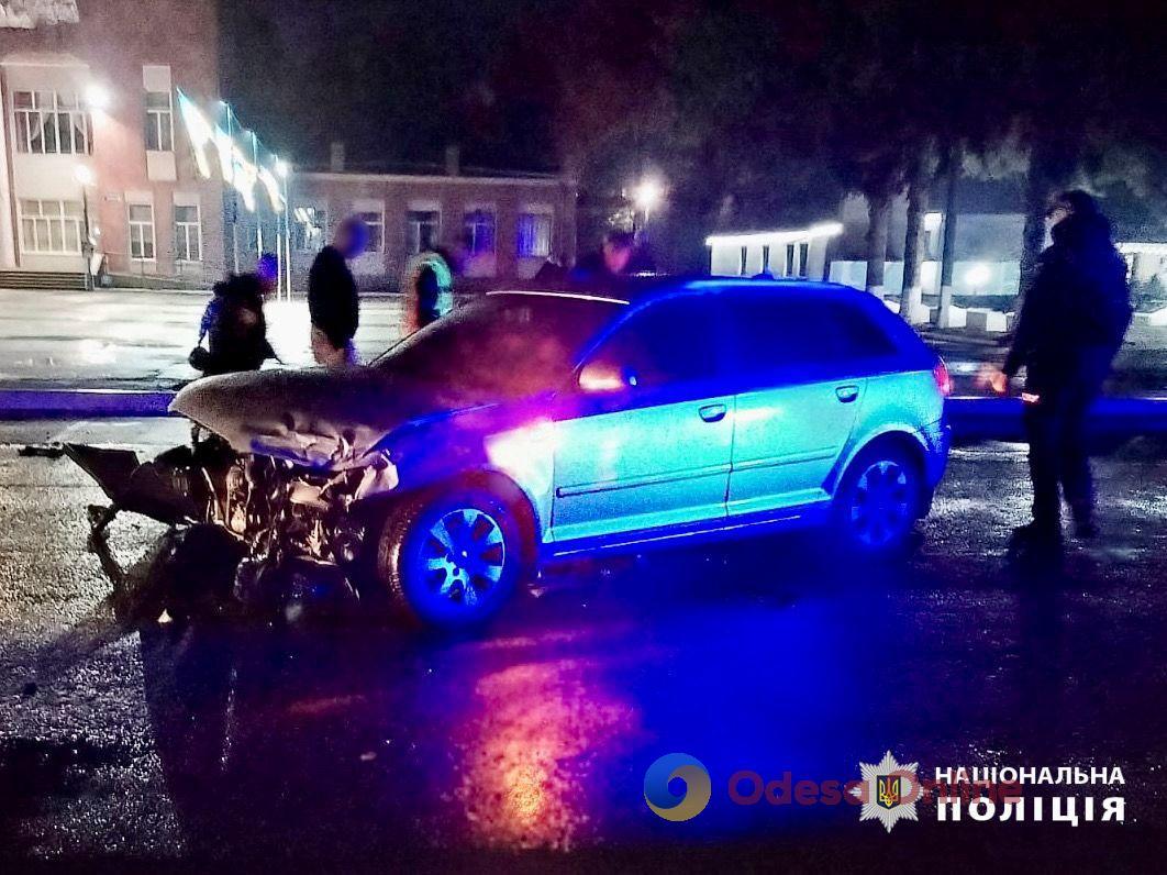 В Кодимі п’яний водій на Infiniti зіткнувся з Audi