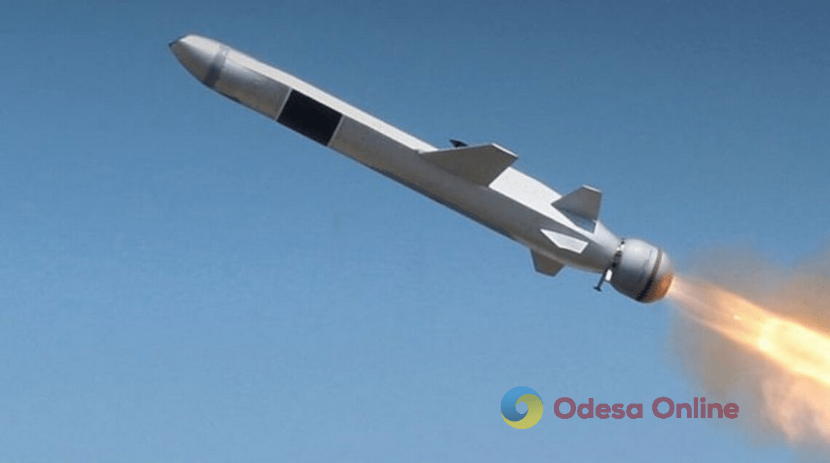 Сили ППО збили дві ракети, які ворог вранці випустив по Одещині (оновлено)
