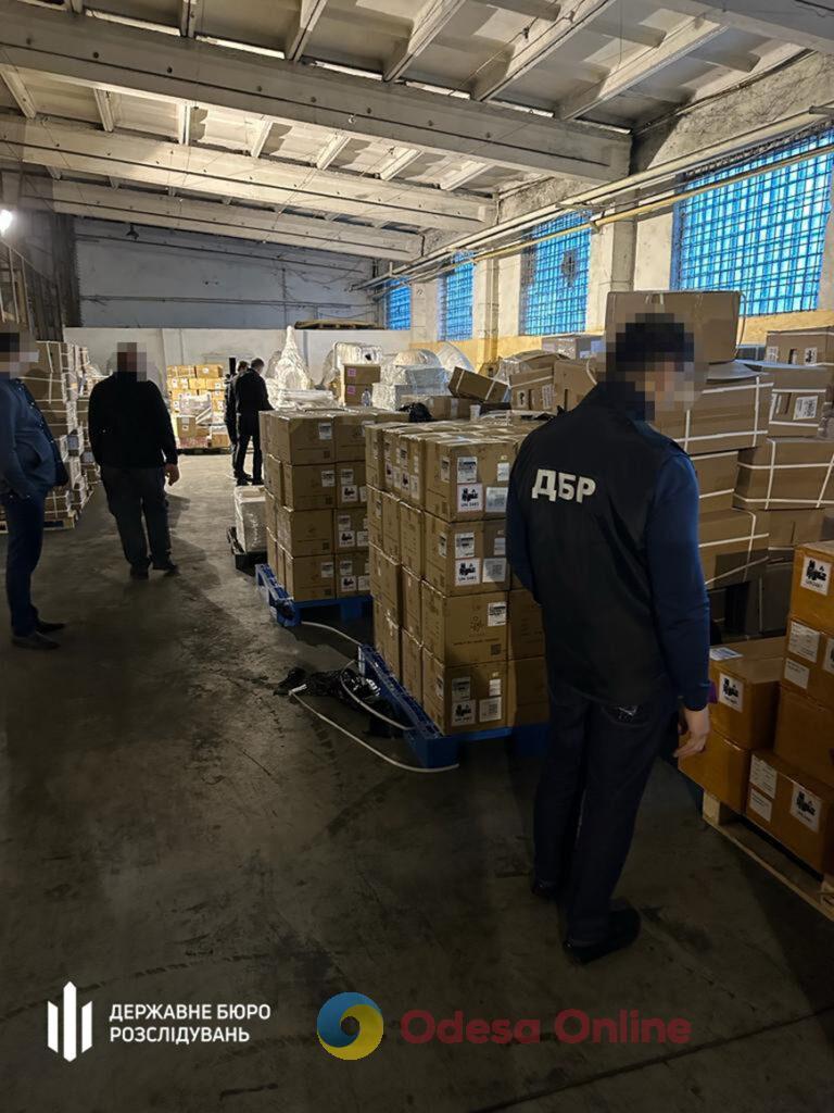 В Україну через Одесу намагалися контрабандою ввезти медичне обладнання та цигарки на 55 млн гривень