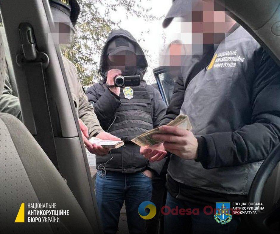 Антикоррупционные органы сообщили о подозрении предпринимателю, пытавшемуся подкупить командующего ОСГВ «Одесса»