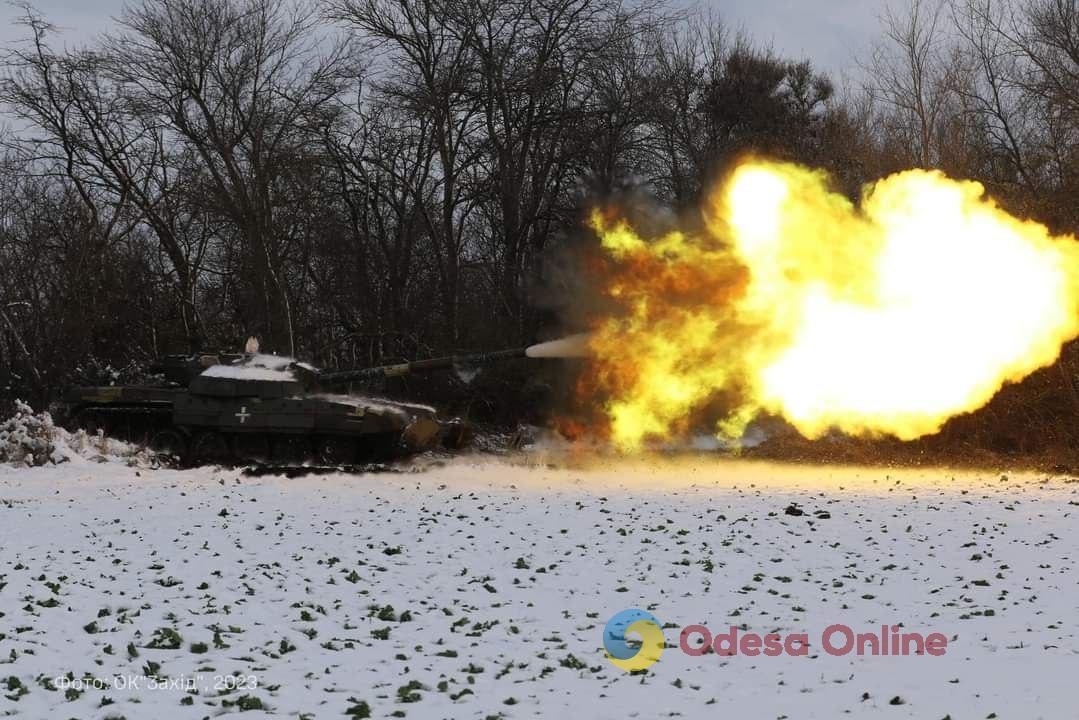 Українські захисники відбили ворожі атаки на семи напрямках