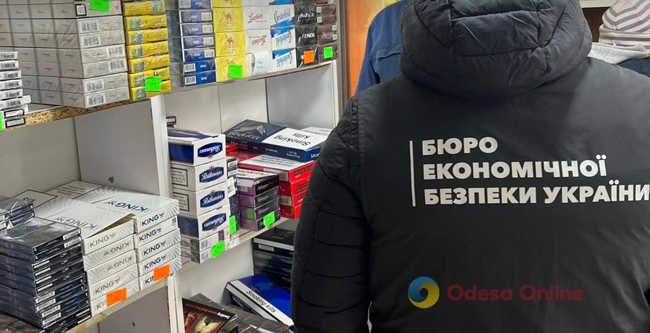 Одесская область: продавщица подожгла товар, когда у нее нашли нелегальные сигареты
