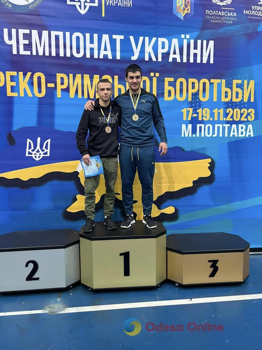 Одесские борцы завоевали на чемпионате Украины золотую и бронзовую медали