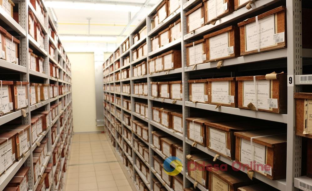 В Одессе планируют расширить городской архив