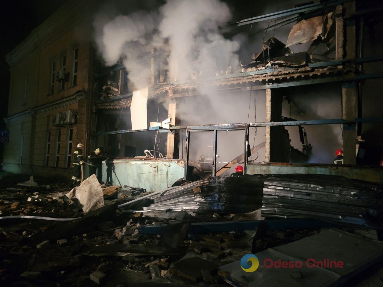Внаслідок російської атаки на Одесу пошкоджено Худмузей, житлові будинки та складські приміщення (фото)