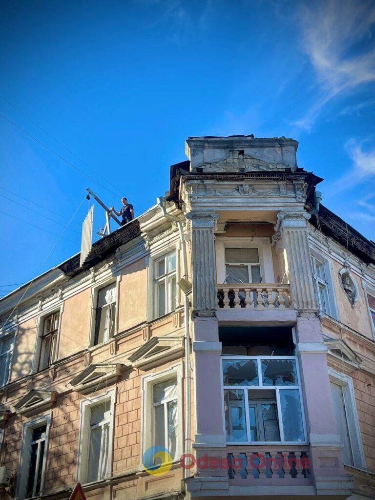 С июля в Приморском районе Одессы от российских обстрелов пострадали более 1,5 тыс. квартир