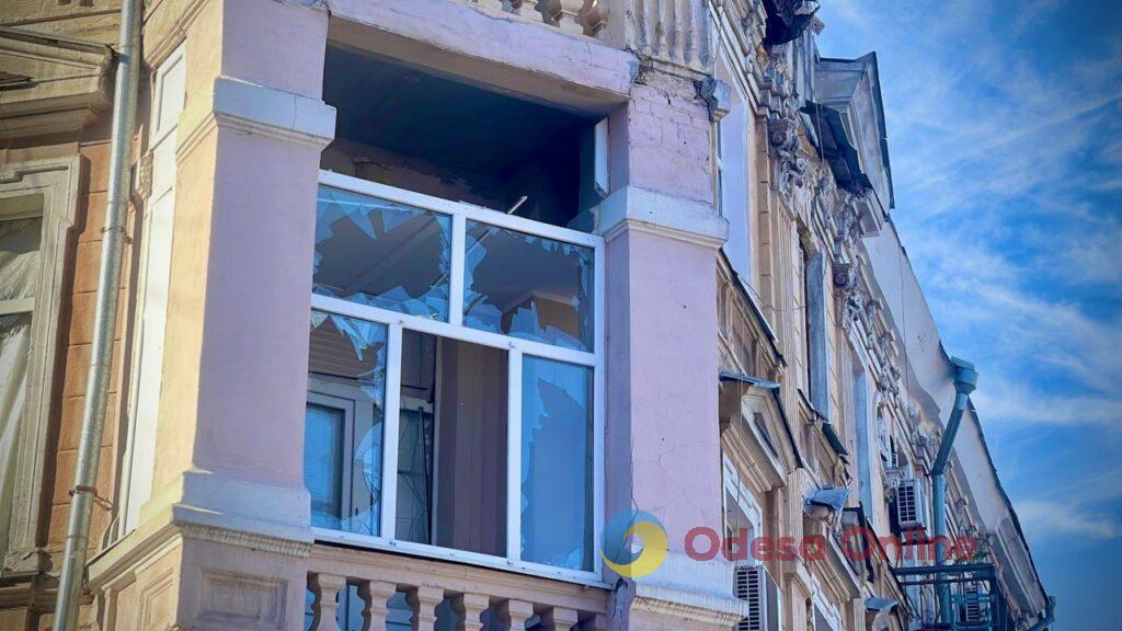 З липня у Приморському районі Одеси від російських обстрілів постраждали понад 1,5 тис. квартир
