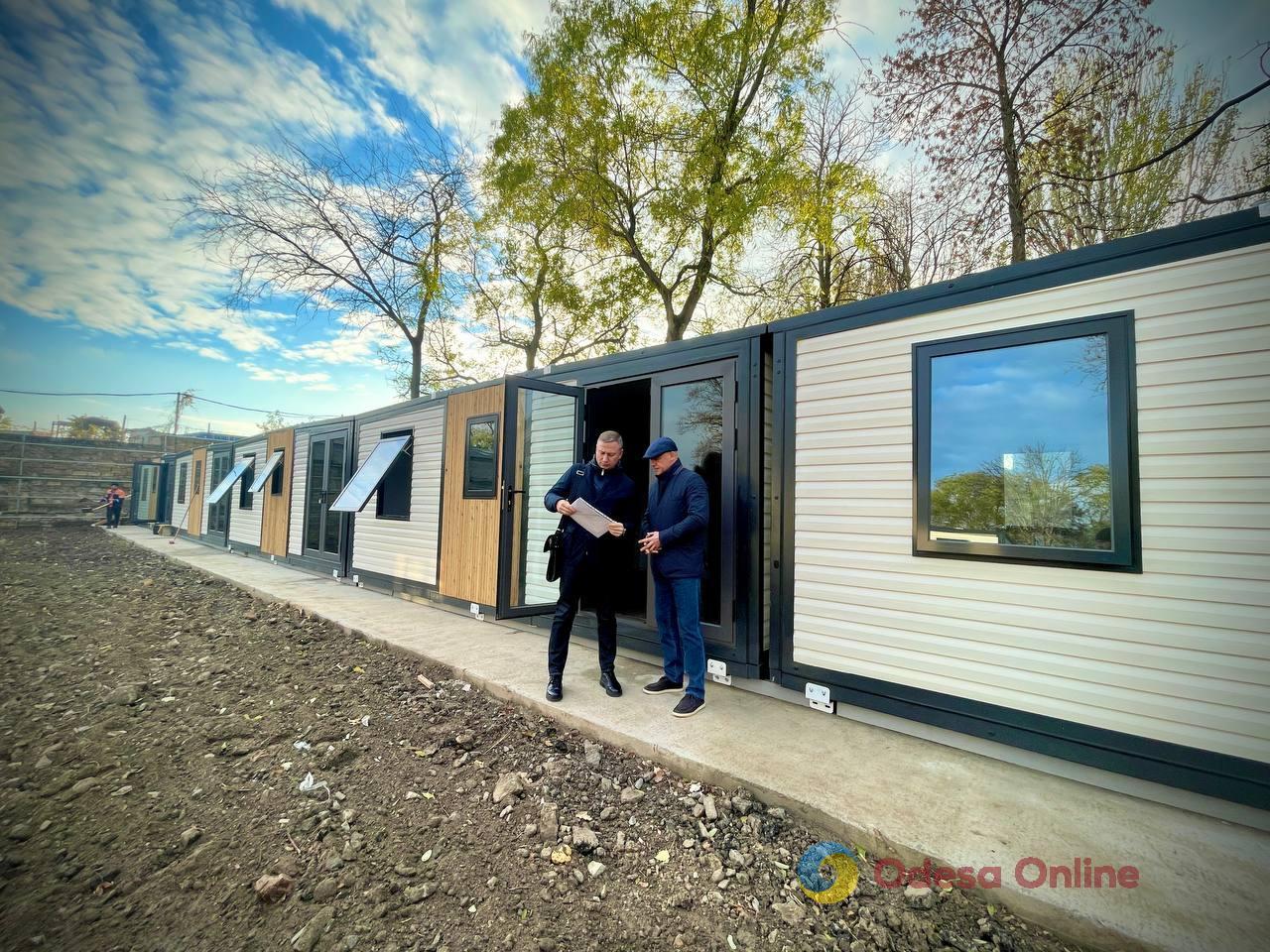 В Одесі встановлено 10 модульних будинків для переселенців
