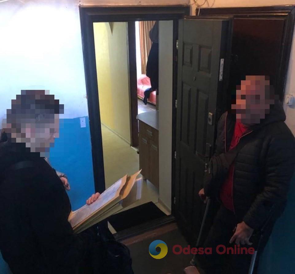 Більше 10 тисяч доларів з людини: в Одесі викрили чергову схему переправлення військовозобов’язаних за кордон