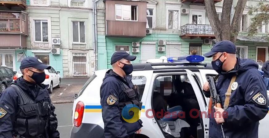 Одесса: зарезавший за 20 гривен работницу кафе разбойник сел на 15 лет
