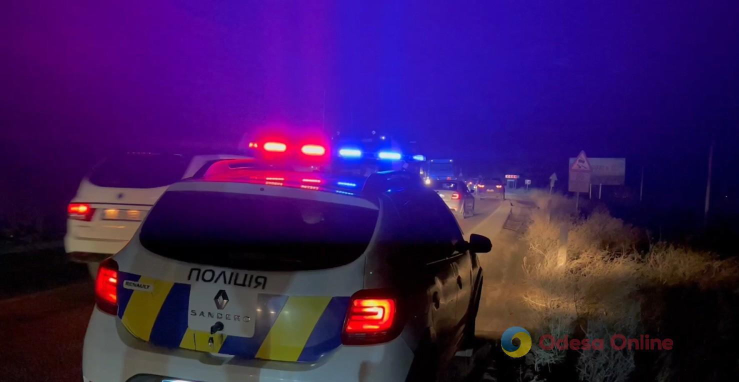 Высокая аварийность: измаильские полицейские вышли на трассу Одесса – Рени
