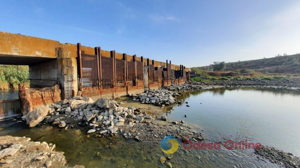 Хаджибейський лиман швидко висихає: місцями вода пішла зовсім