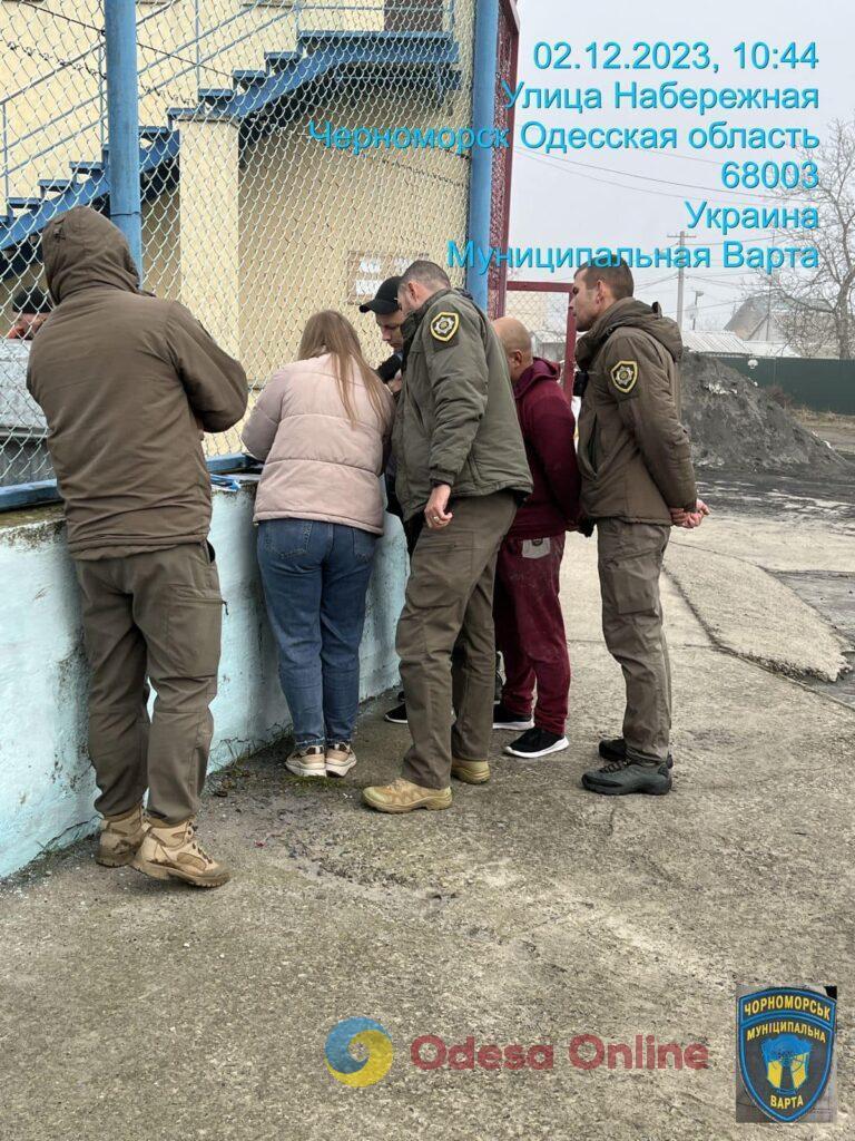 В Черноморске задержали мужчину сразу после того, как он нашел «закладку» (фото)