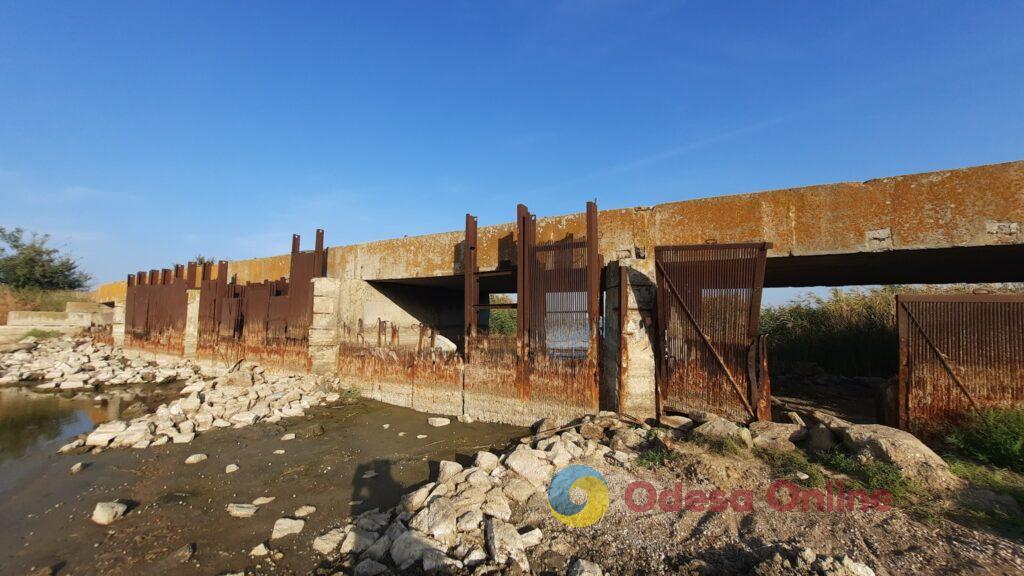 Хаджибейський лиман швидко висихає: місцями вода пішла зовсім