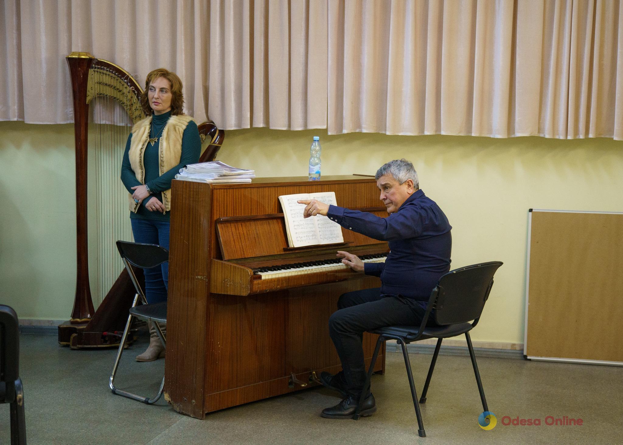 Одесский оперный театр начал сотрудничать с известным итальянским дирижером