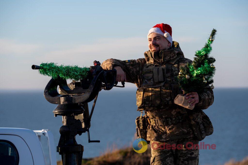 Одесские пограничники украсились к Новому году (фотофакт)