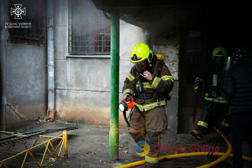В Одесі на Семінарській гасили пожежу