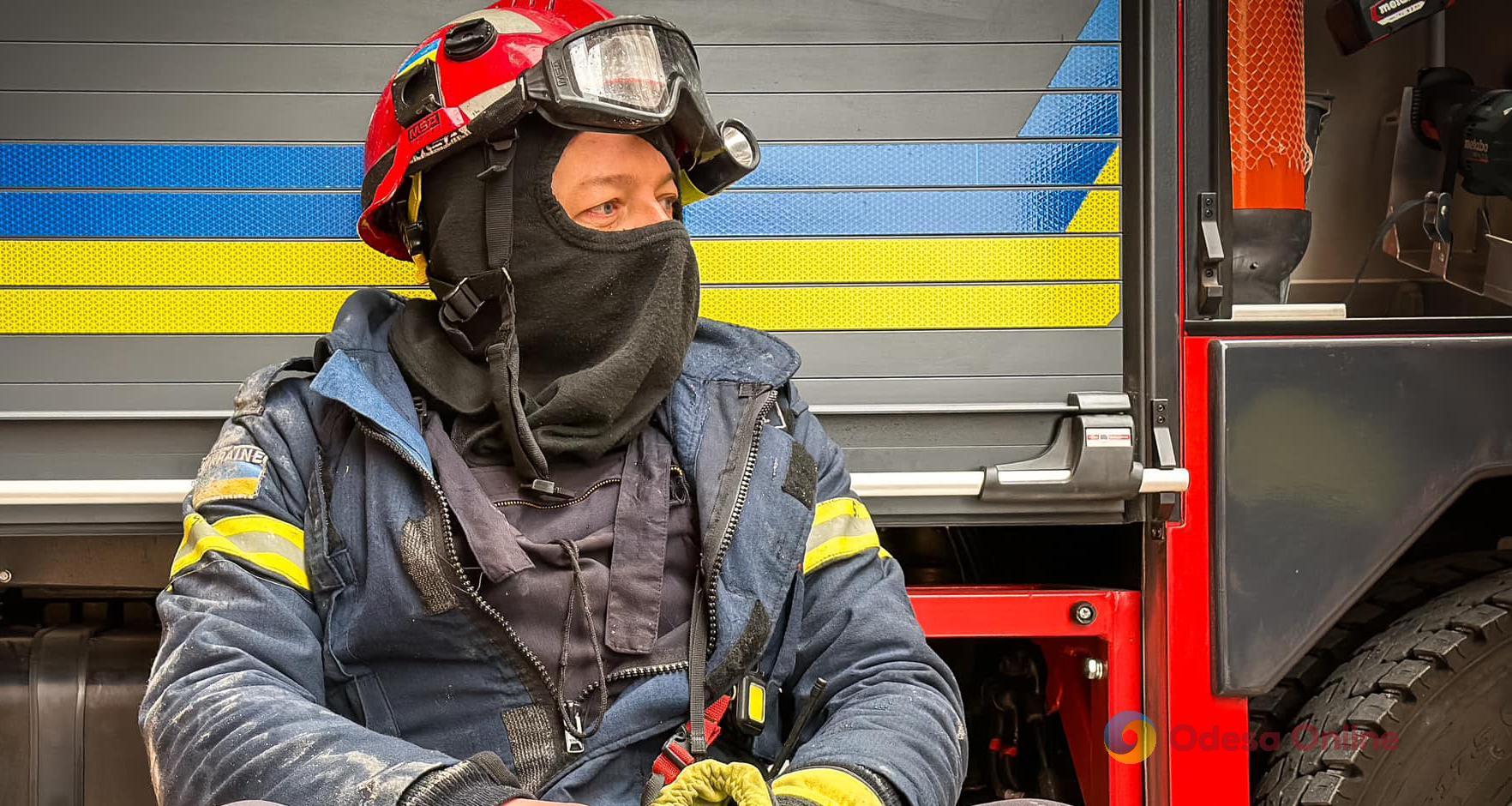 Тысячи пожаров, больше сотни «прилетов» и сотни спасенных: одесские спасатели подводят свои итоги 2023 года