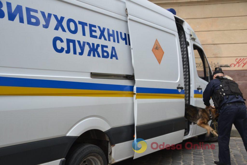 В Одессе осудили мужчину, который «заминировал» управление полиции