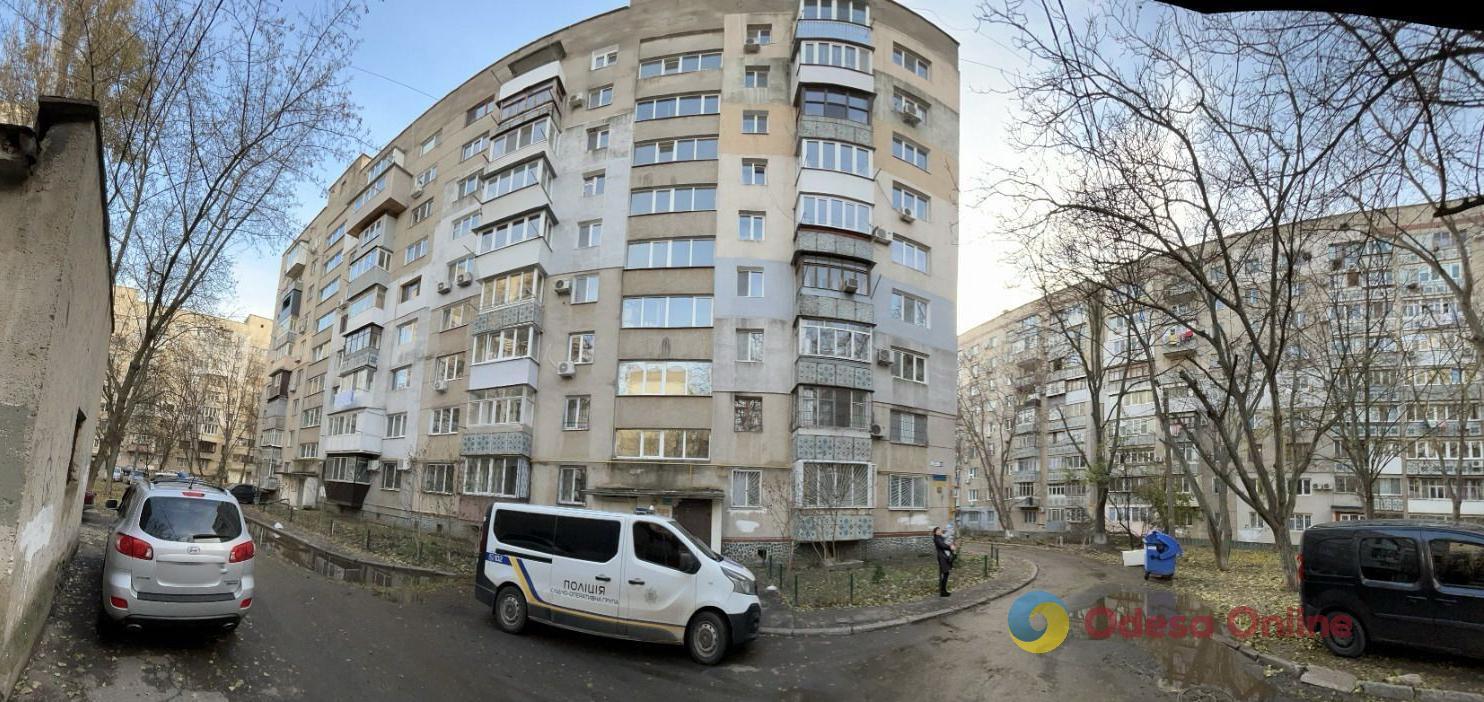 Одесса: воров задержали на выходе из квартиры с «добычей» на 200 тыс. гривен