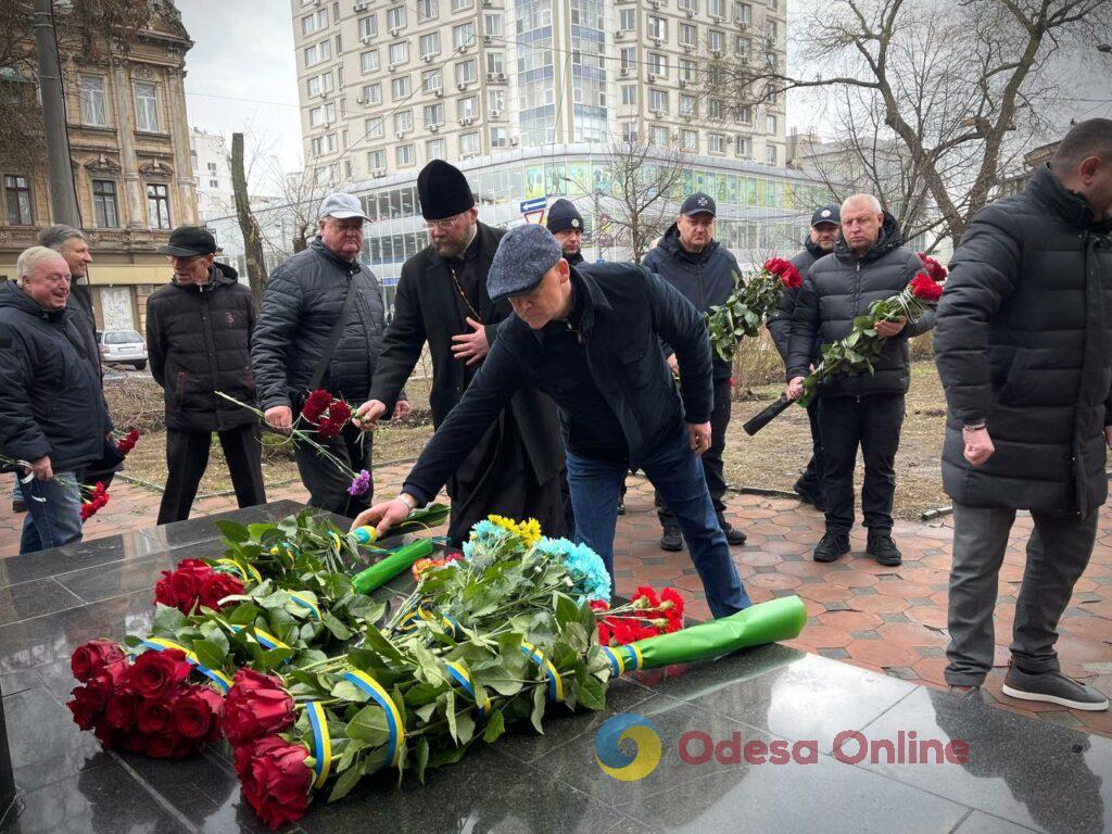 В Одесі поклали квіти до пам’ятника ліквідаторам наслідків аварії на ЧАЕС