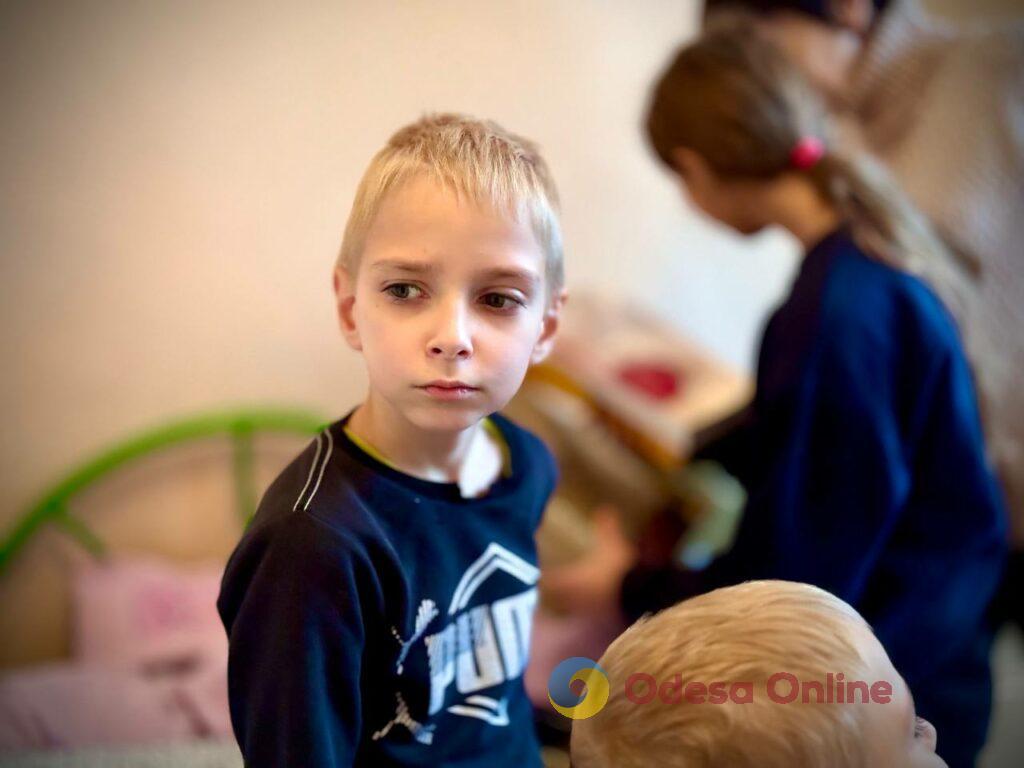 В Одесской мэрии рассказали о состоянии детей, пострадавших в результате атаки россиян (фото, видео)