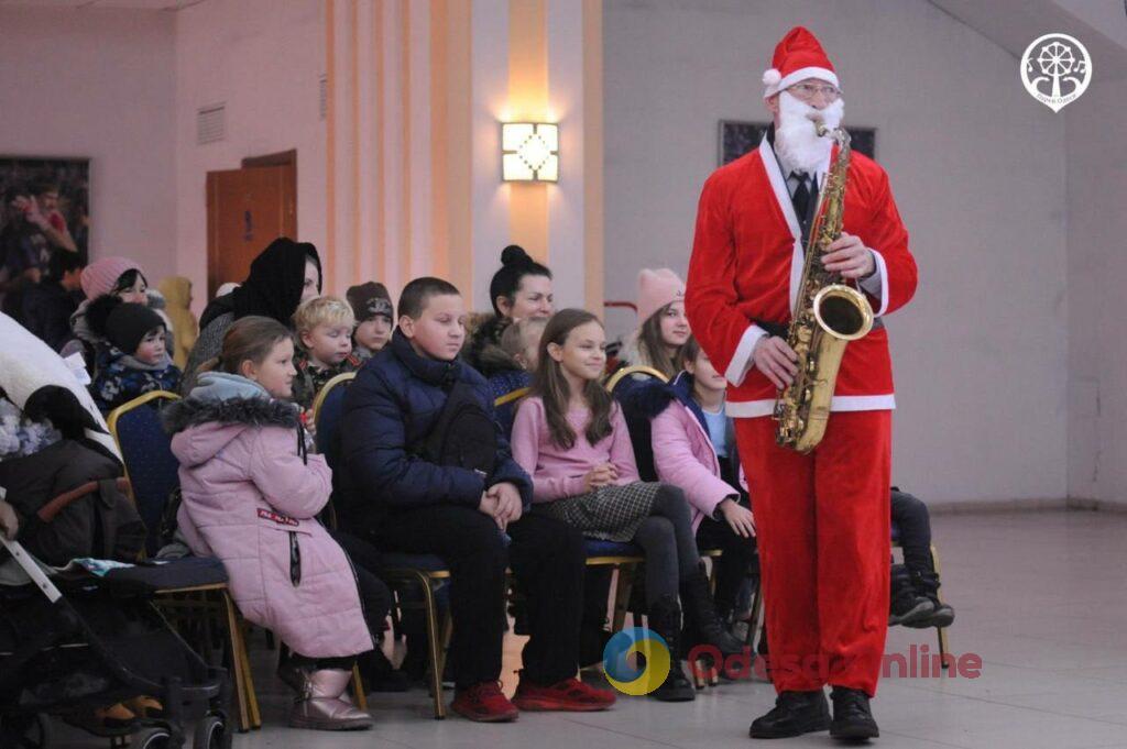 В Одесі організували «Різдвяне диво» для багатодітних сімей Хаджибейського району