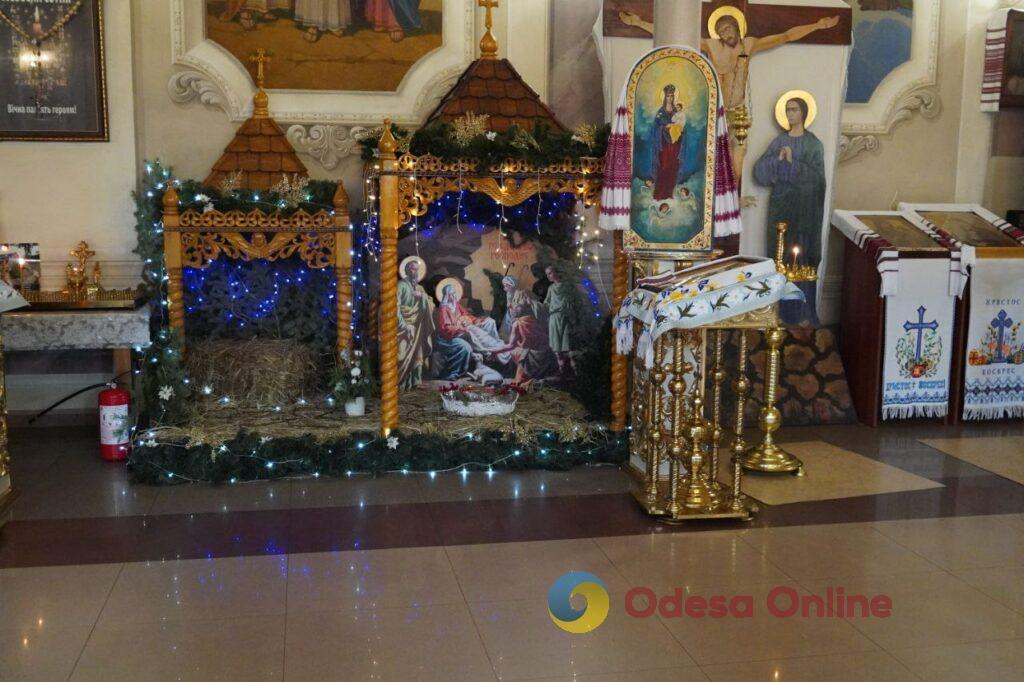 Одесские спасатели проверили пожарную безопасность в Кафедральном соборе Рождества Христова