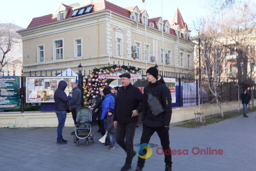 В одеській Кірсі відкрився великий Різдвяний ярмарок (фото)