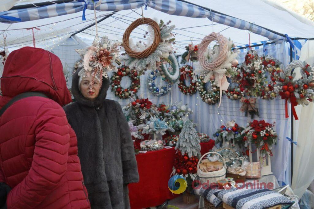 В одеській Кірсі відкрився великий Різдвяний ярмарок (фото)